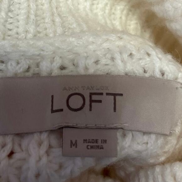 Ann Taylor Loft Cream Wool Chunky Knit Long Sleeve Turtleneck Sweater Top Size M - Picture 3 of 4